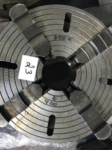 Bucha 4 mordentes 400mm + chave