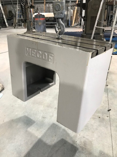 Mesa em aço 650x415x500mm